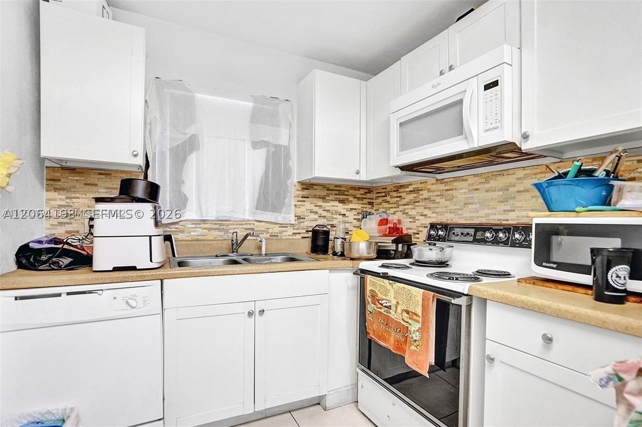 1065 S Flagler Ave #704 - Photo 4 of 4