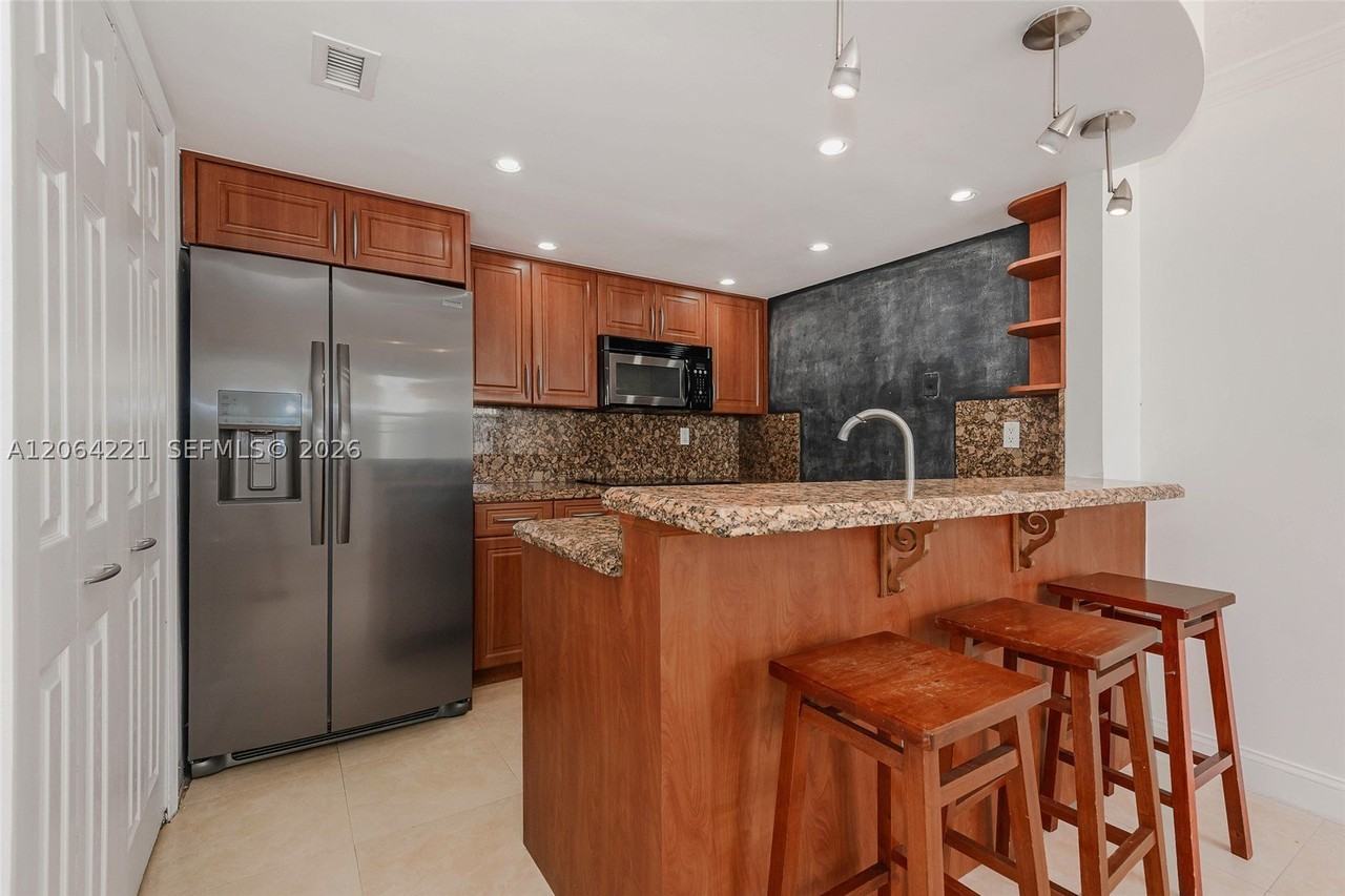 4520 Sw 68th Court Cir #25-5