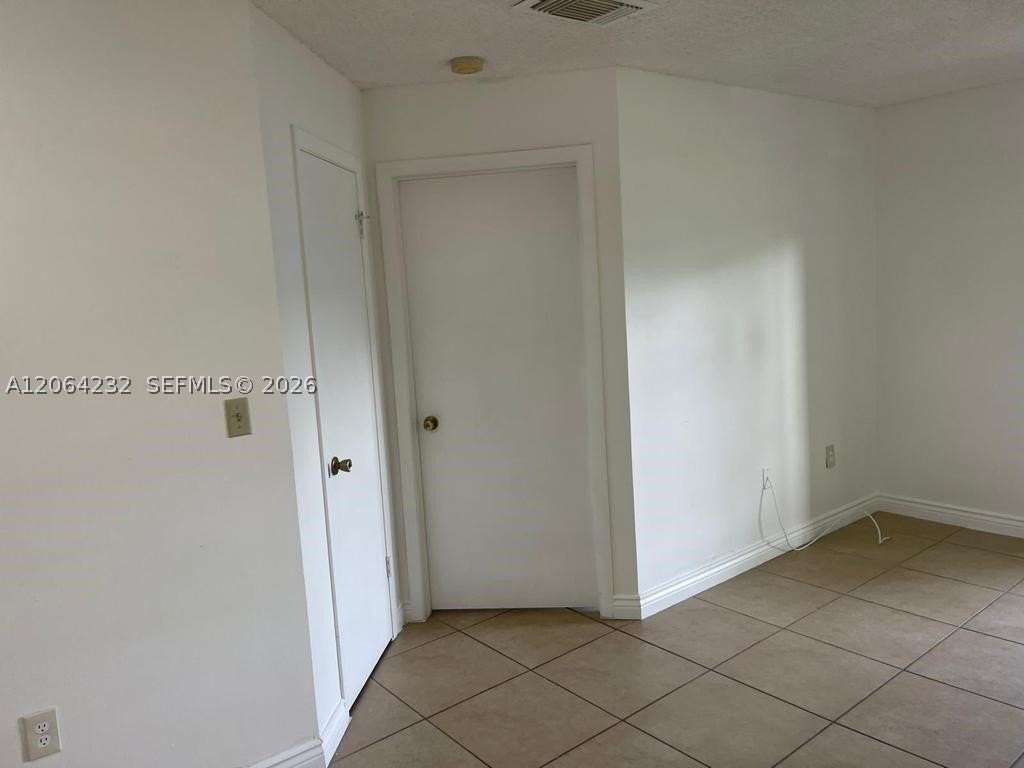 6740 Nw 175th Ln #N20 - Photo 5 of 6