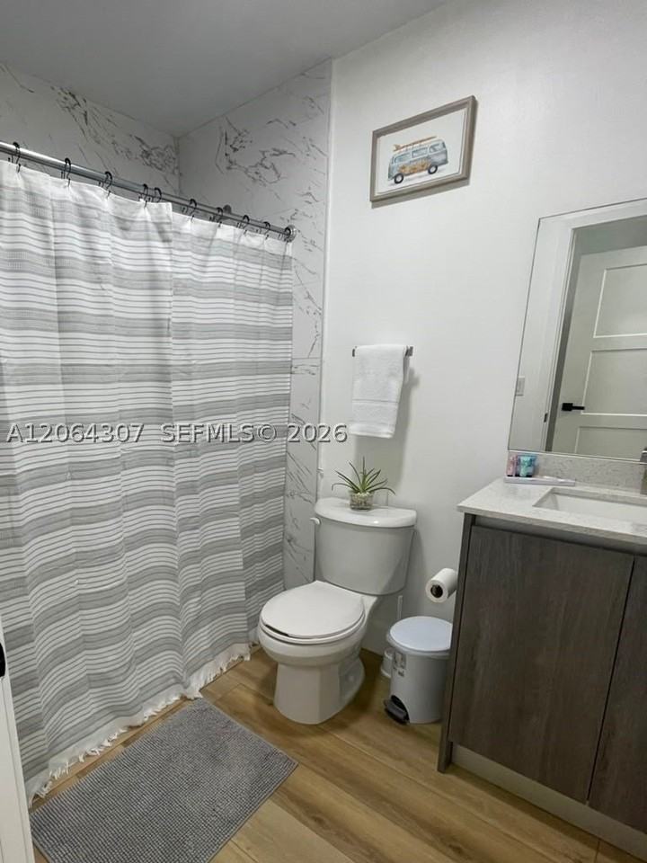 1534 Nw 1st St #204 - Photo 3 of 12
