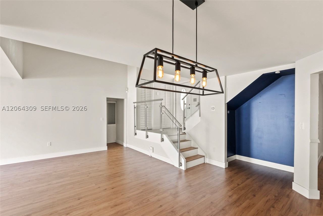 15026 Sw 141st Ct - Photo 4 of 27