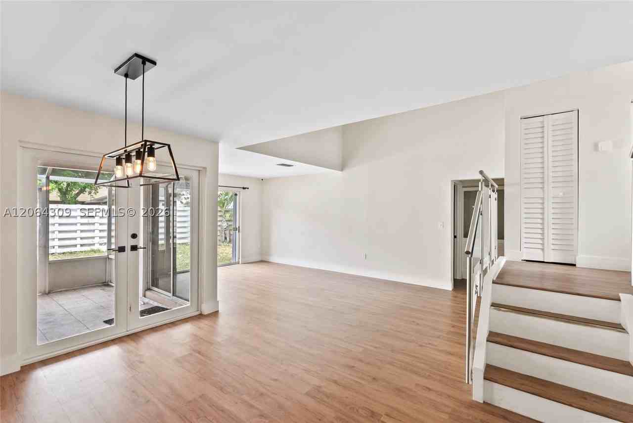 15026 Sw 141st Ct - Photo 5 of 27