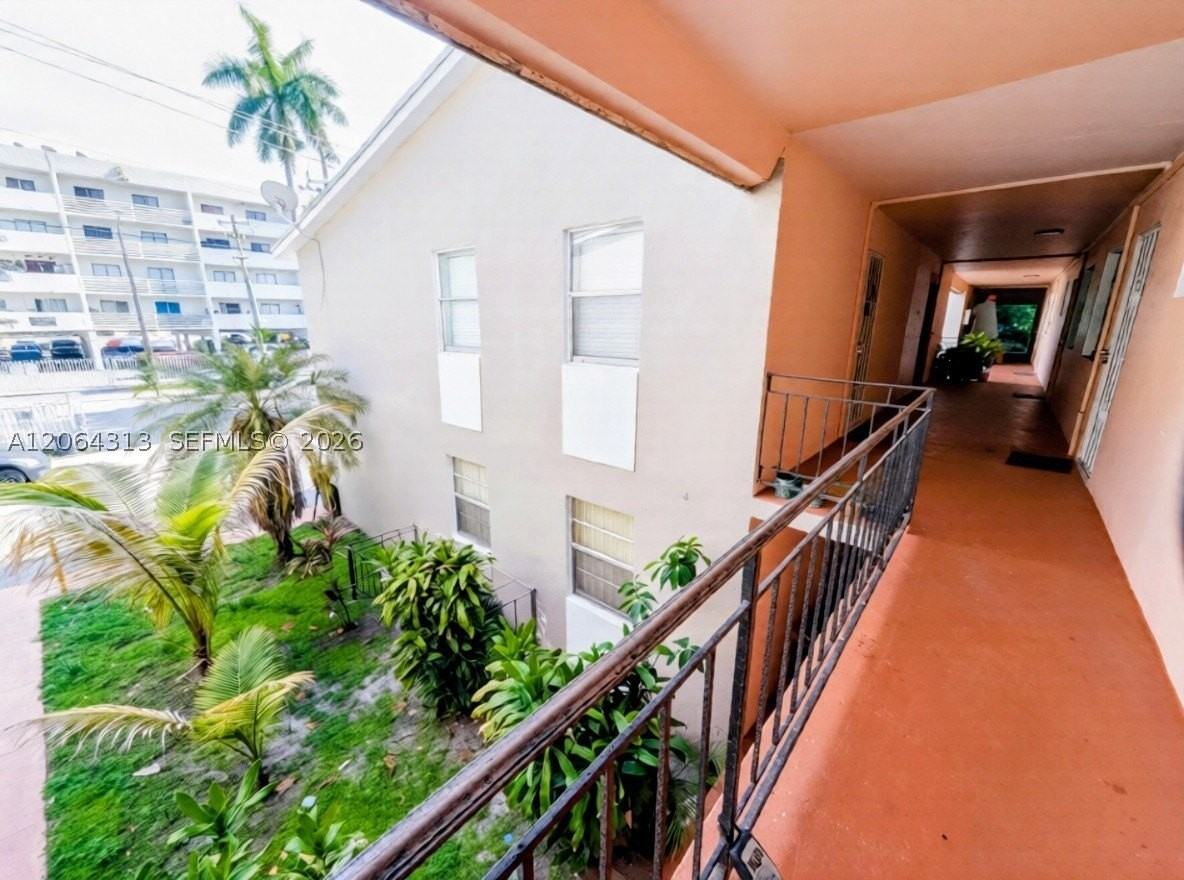 1525 Nw 19th Ter #23