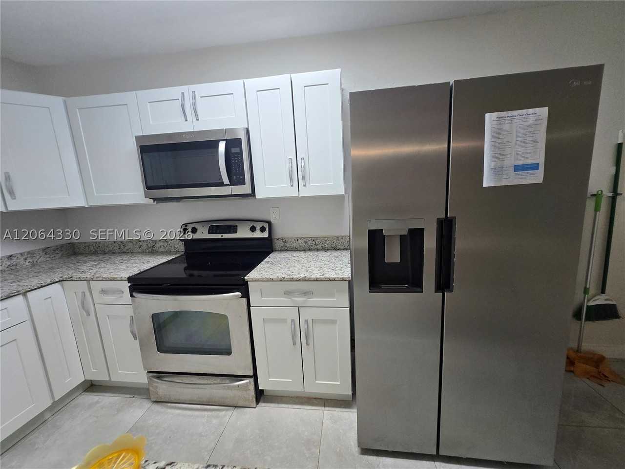 4550 Sw 67th Ave #2 - Photo 4 of 11