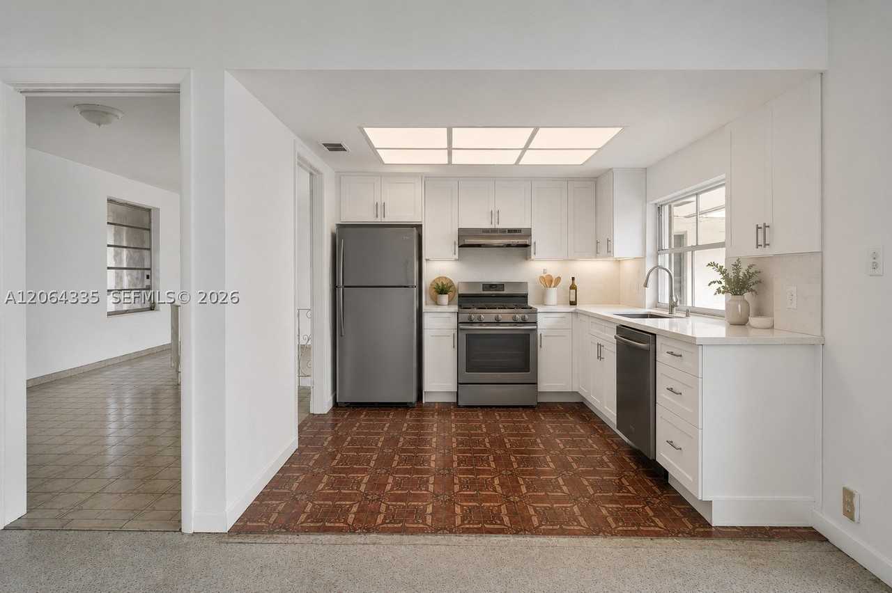 17355 Ne 7th Ave - Photo 2 of 16