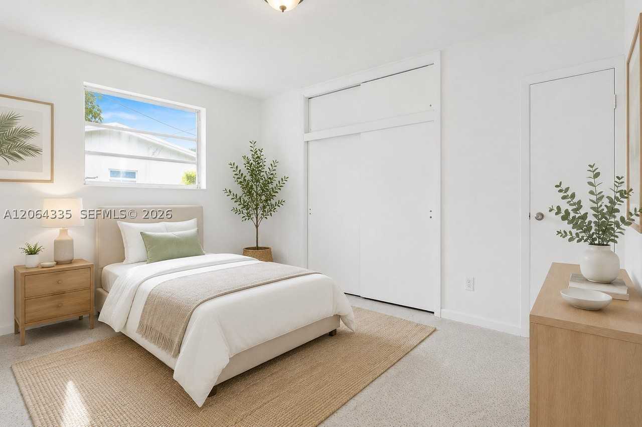 17355 Ne 7th Ave - Photo 4 of 16