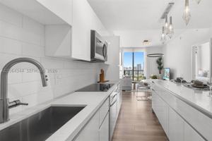 featured image of 101 Diplomat Pkwy #808