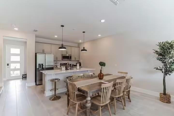 7842 Spectrum Dr - Photo 5 of 31