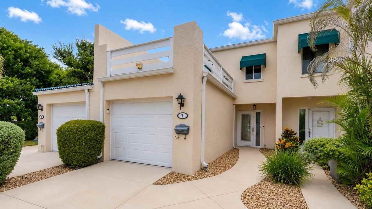 7 Emerald Ct - Photo 2 of 32