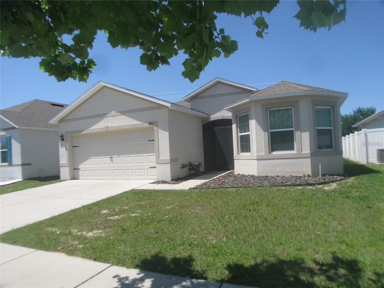 599 Autumn Stream Dr - Photo 2 of 21