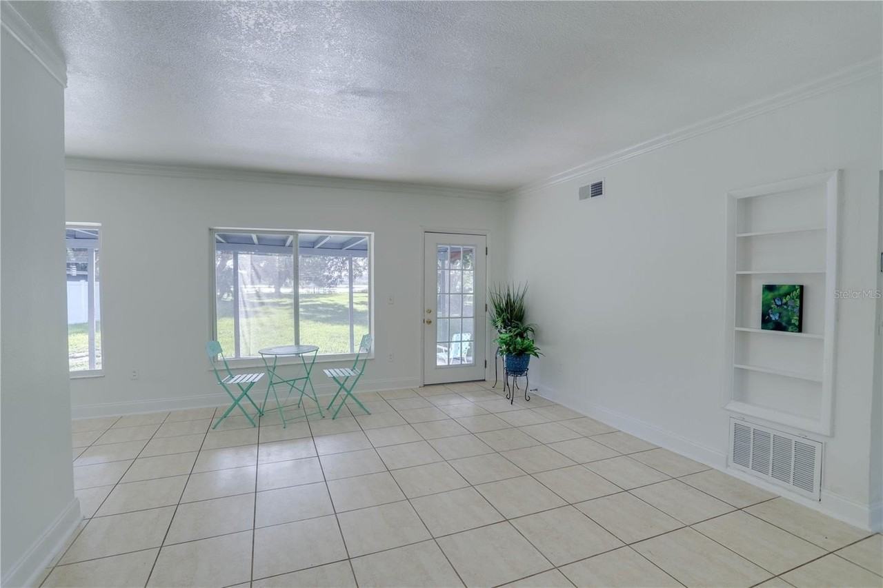 121 S Triplet Lake Dr - Photo 5 of 24