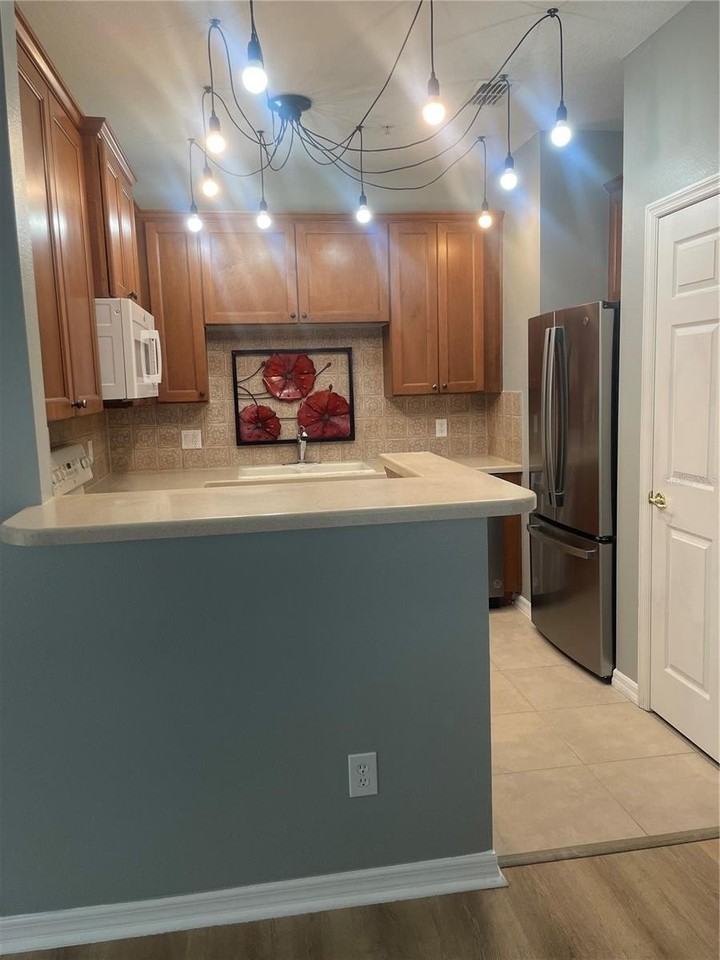 10092 Regent Park Dr #2301 - Photo 4 of 18