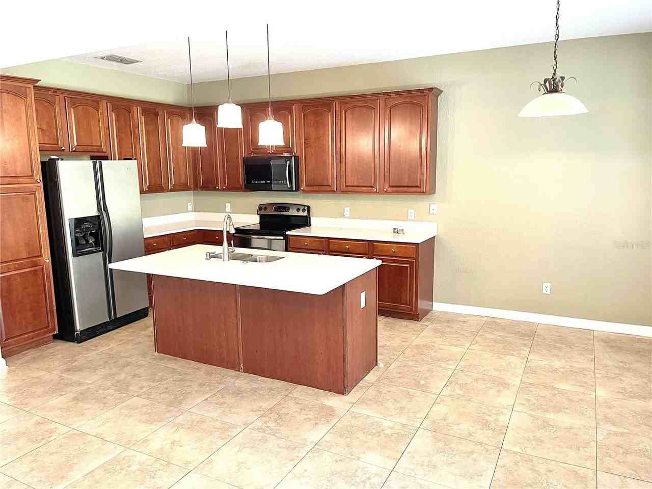 8321 Greenbank Blvd - Photo 6 of 40