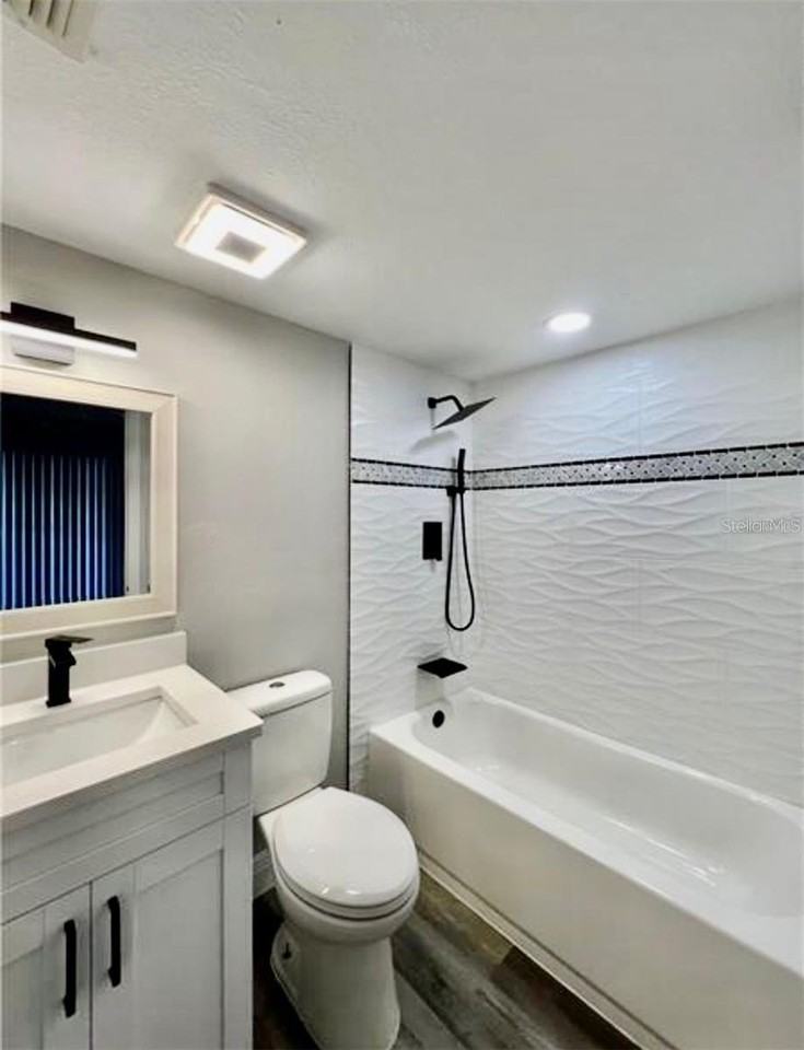 7108 Waterside Dr - Photo 3 of 3