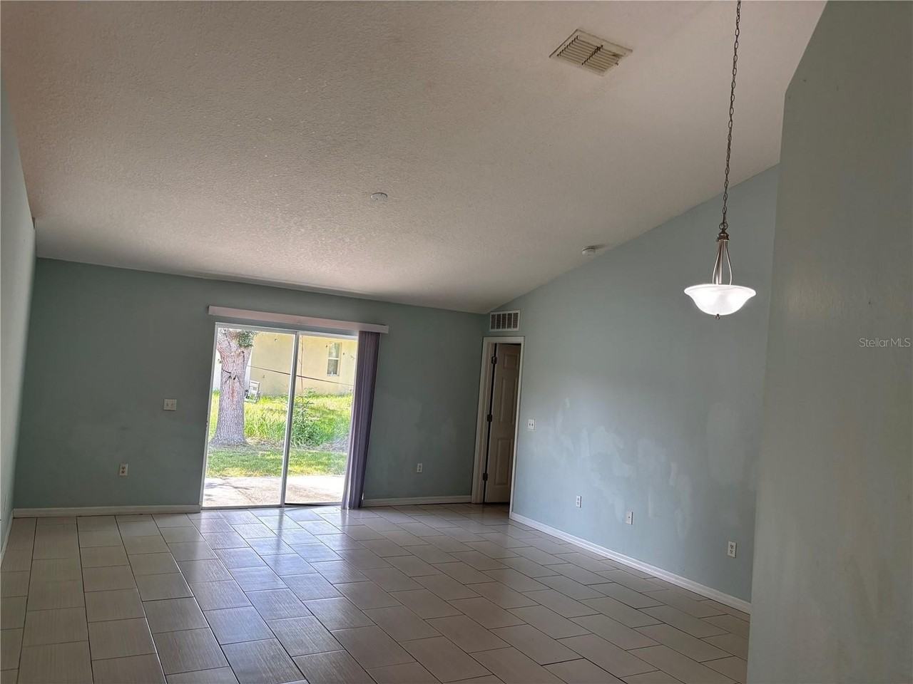 120 Spoonbill Ct - Photo 6 of 18