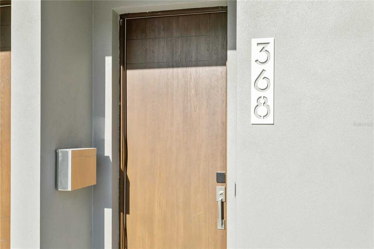 368 6th St S #1 - Photo 5 of 49
