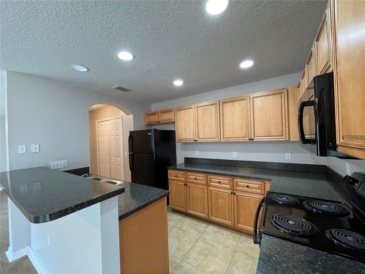 10815 Great Carlisle Ct - Photo 5 of 8