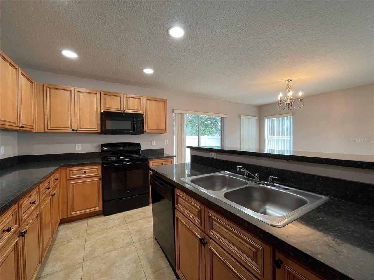 10815 Great Carlisle Ct - Photo 6 of 8