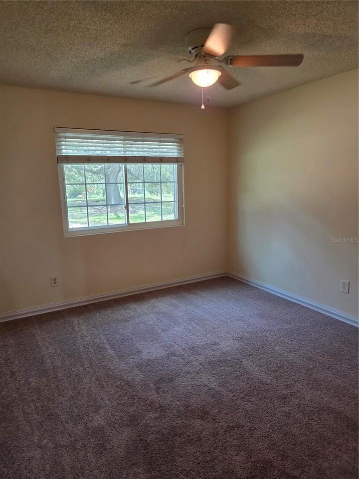 5809 J G Rogers Ln - Photo 6 of 15