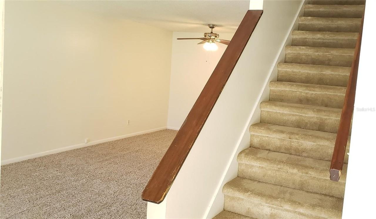 16106 Sagebrush Rd - Photo 3 of 24