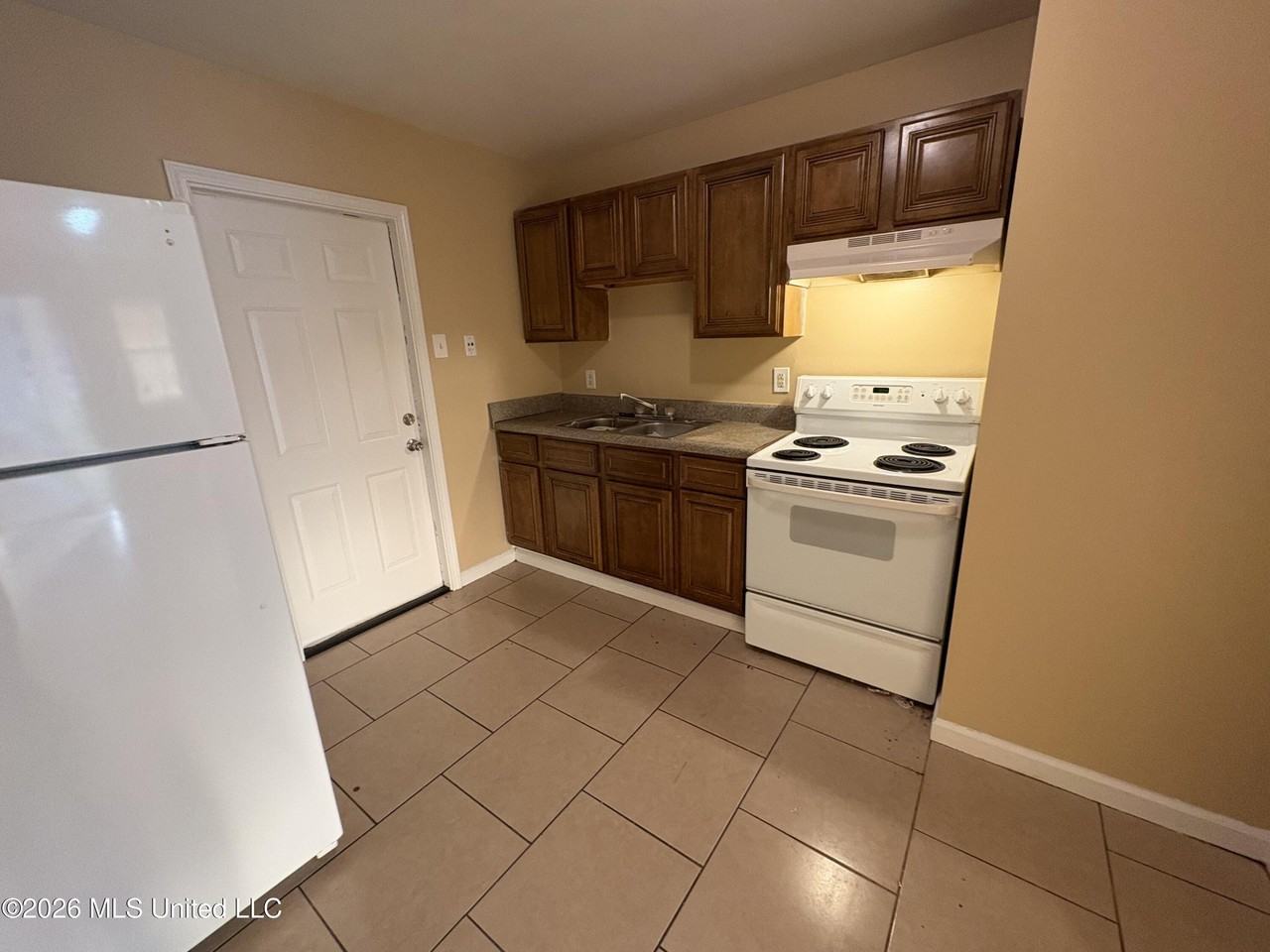 6525 Jasmine St Apt 4 - Photo 6 of 15