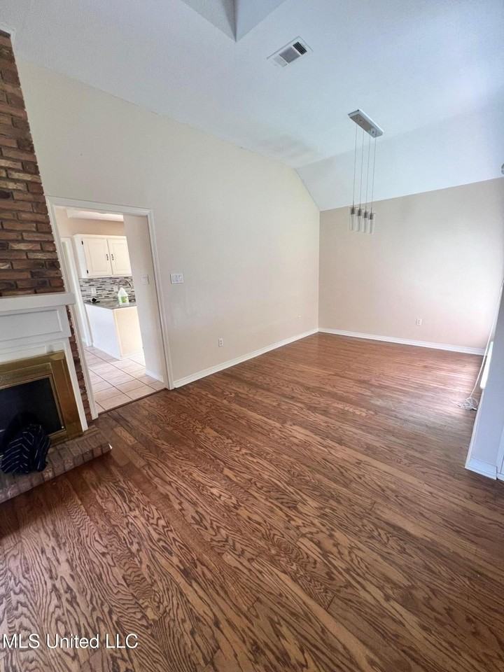 2617 Palmer Dr - Photo 6 of 16