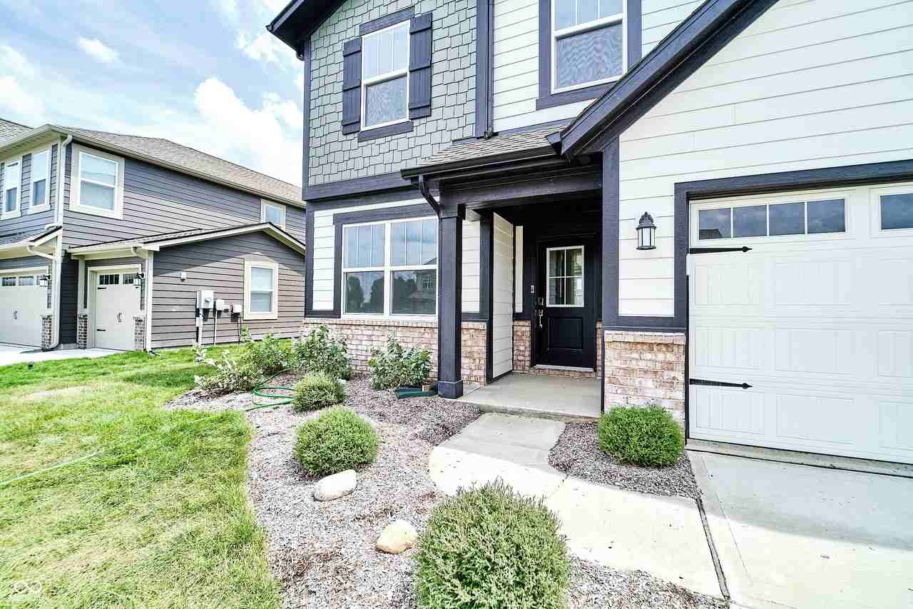 8603 Georgina St - Photo 4 of 50