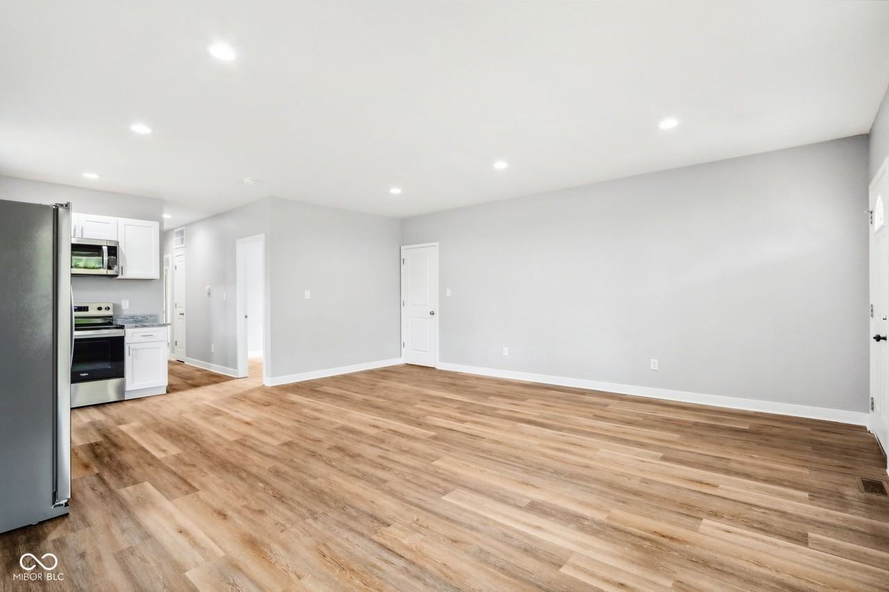 345, Unit A E Michigan Street - Photo 7 of 17