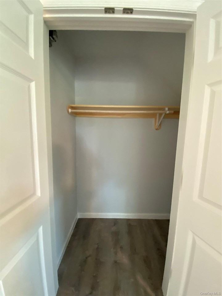 48 S Middletown Rd Apt A - Photo 6 of 9