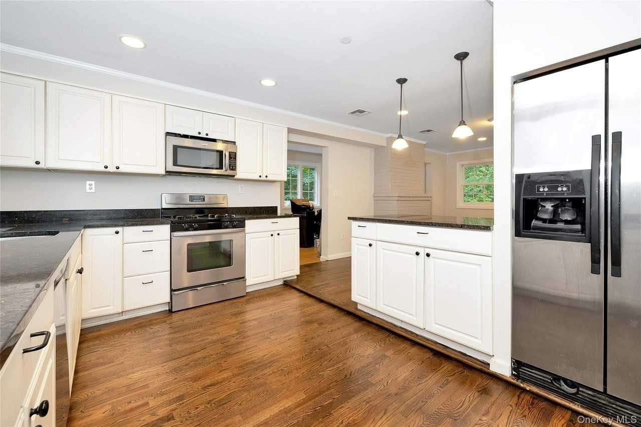 181 Washington St - Photo 5 of 20