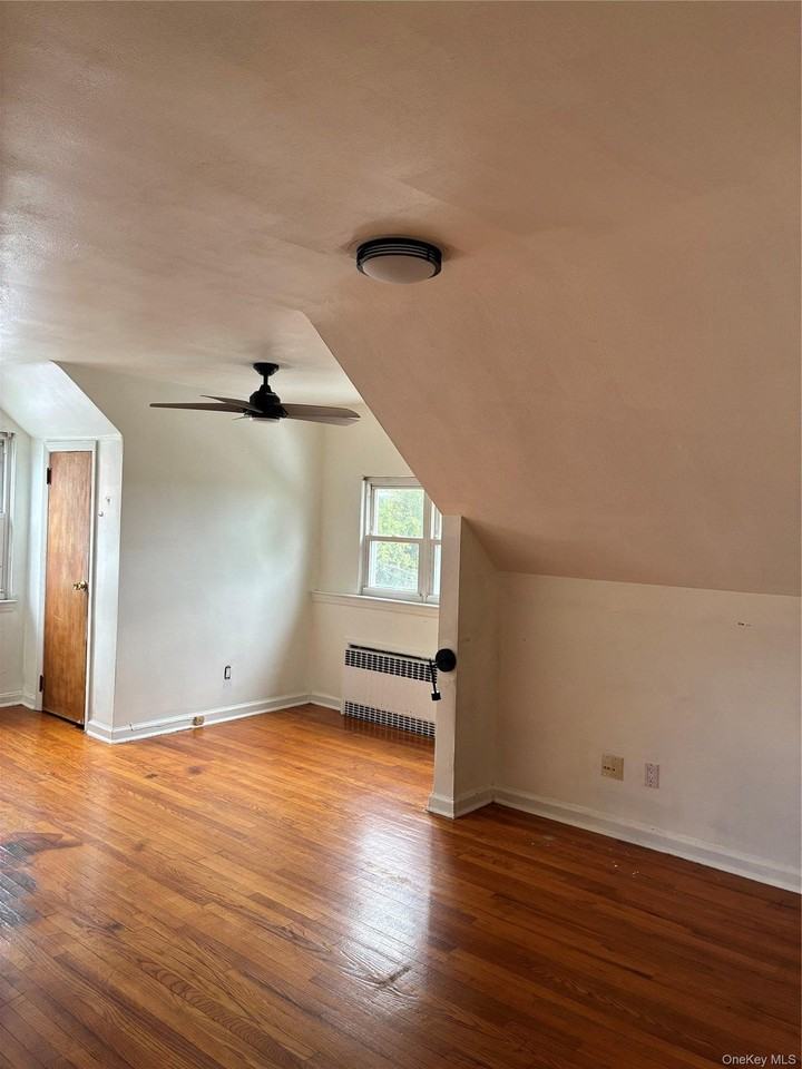 105 Wakefield Ave #3 - Photo 7 of 9