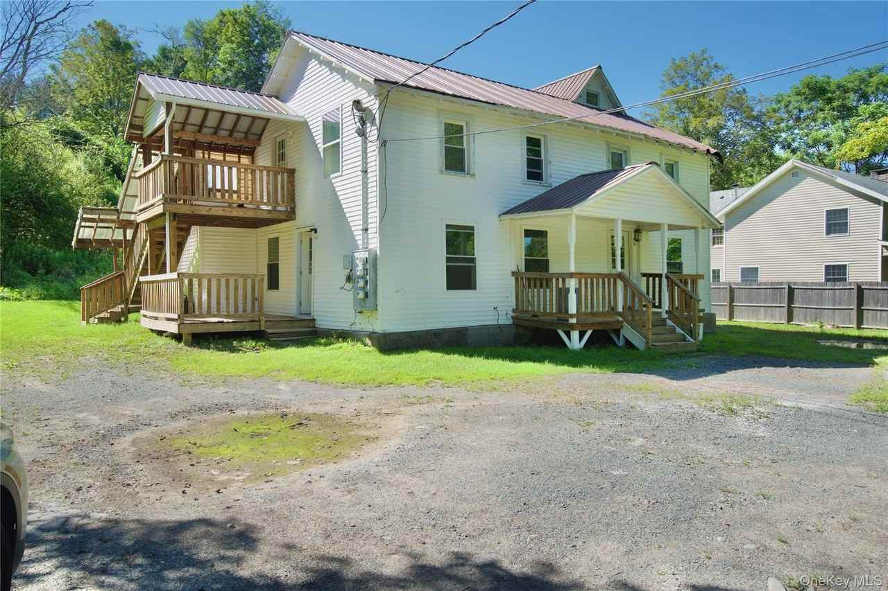 120 Main St #4D - Photo 3 of 15