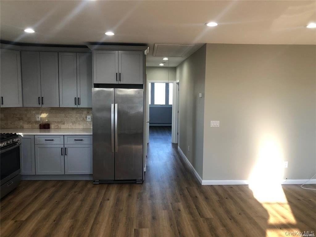 281 Dogwood Ave #2 - Photo 4 of 8
