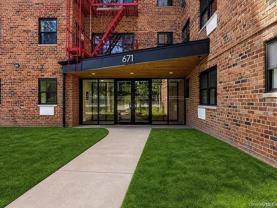 671 Bronx River Rd #LG - Photo 1 of 1