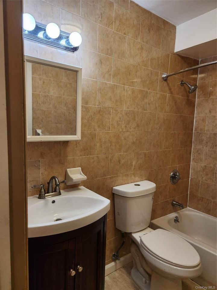 14969 257th St #1FL - Photo 3 of 5