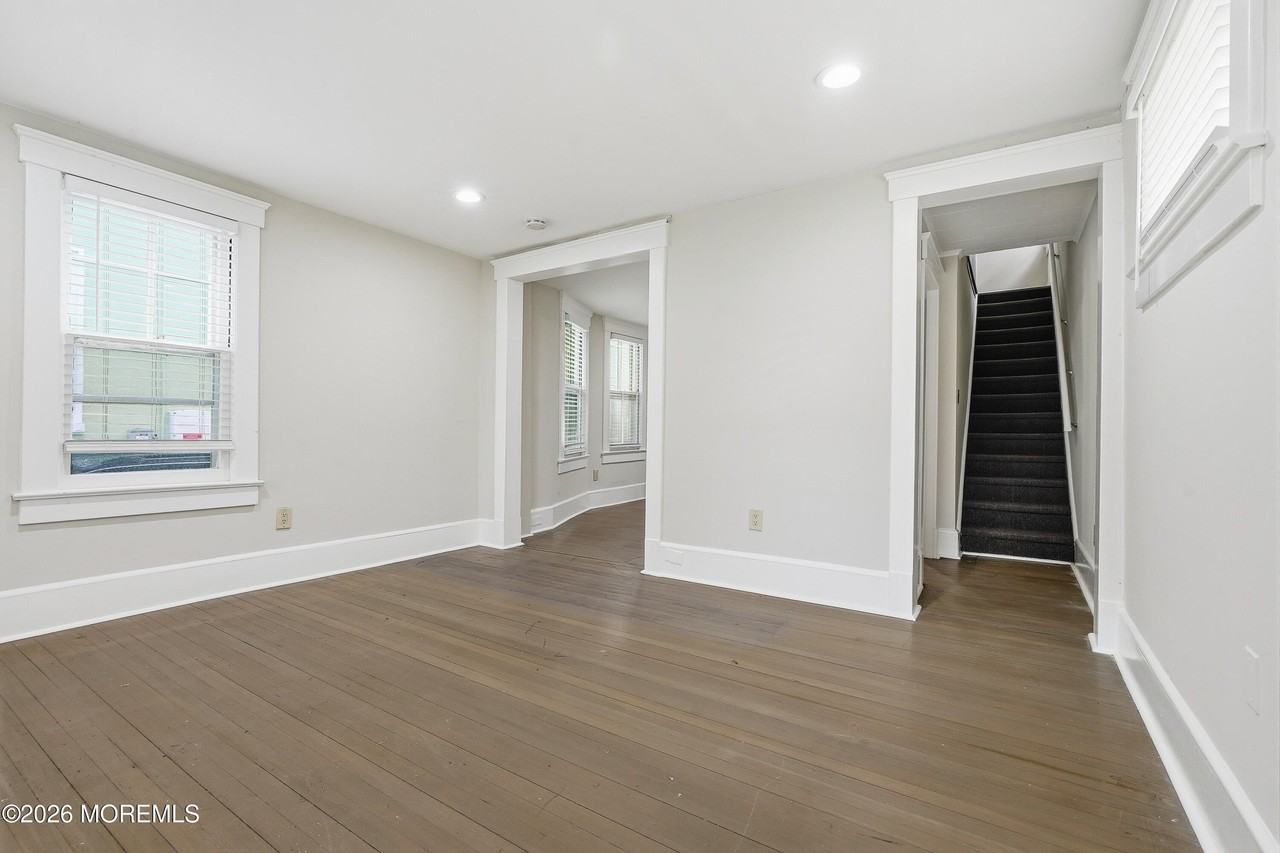1114 Summerfield Ave - Photo 7 of 20