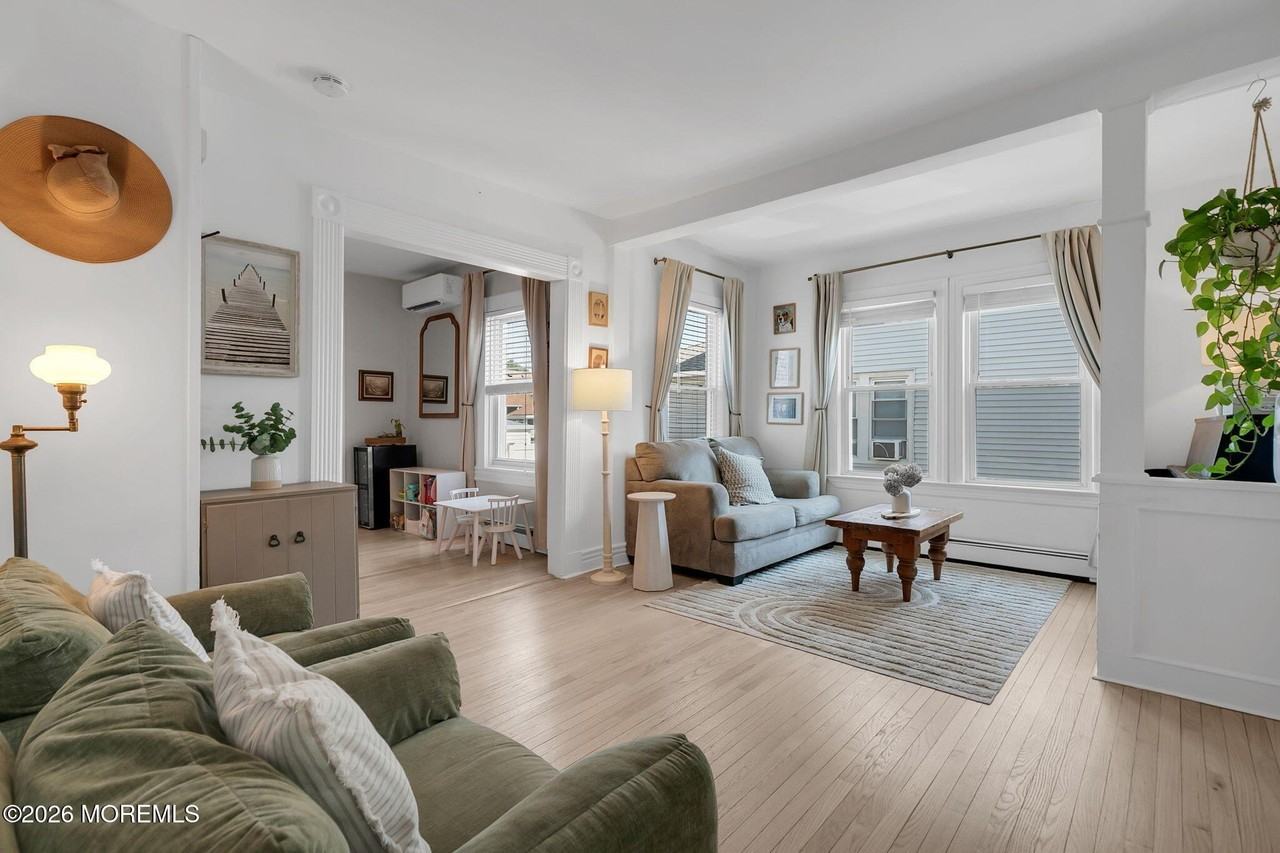 119 Atlantic Ave - Photo 4 of 22