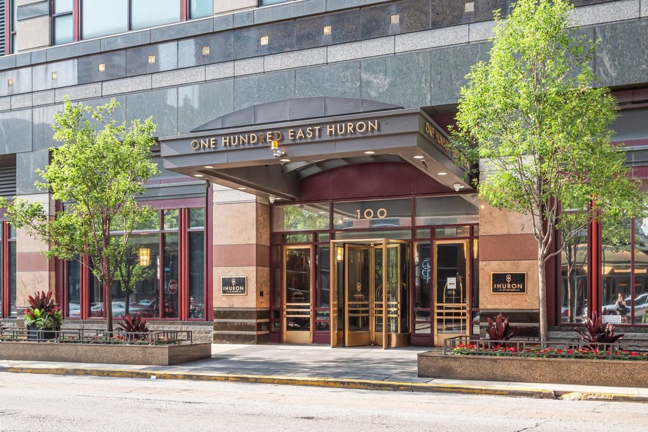 100 E Huron St #3504