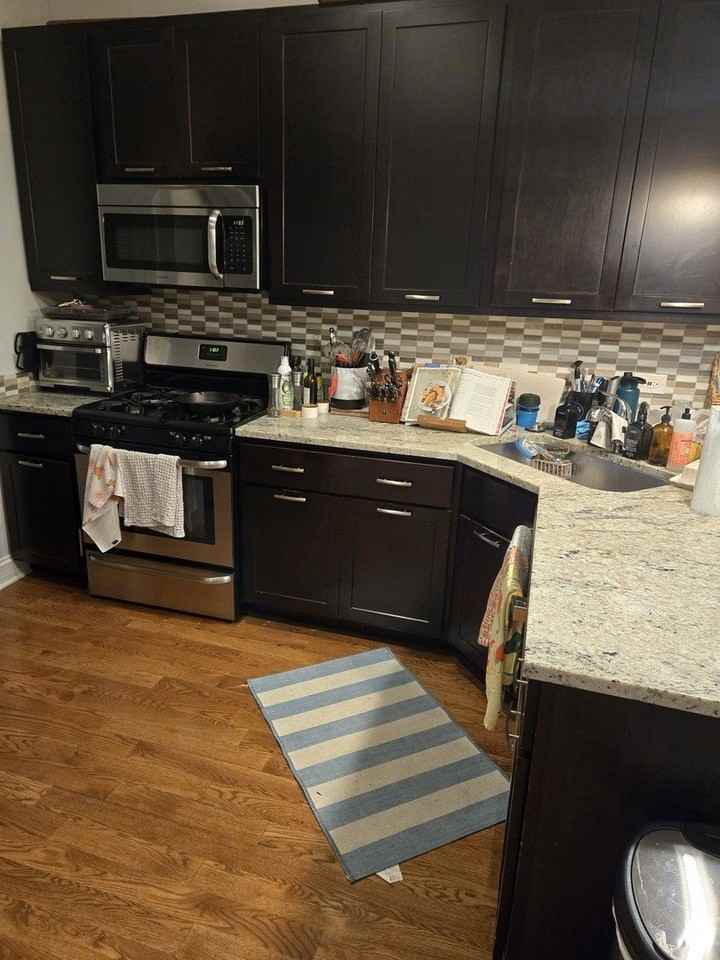 2309 N Leavitt St #1 - Photo 3 of 10