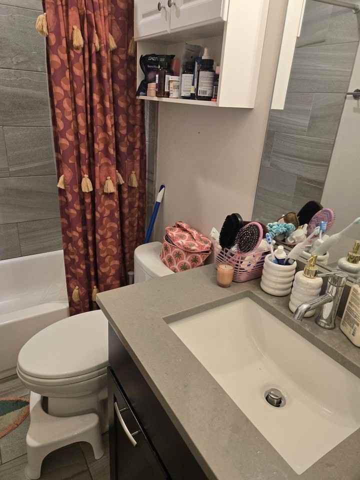 2309 N Leavitt St #1 - Photo 7 of 10