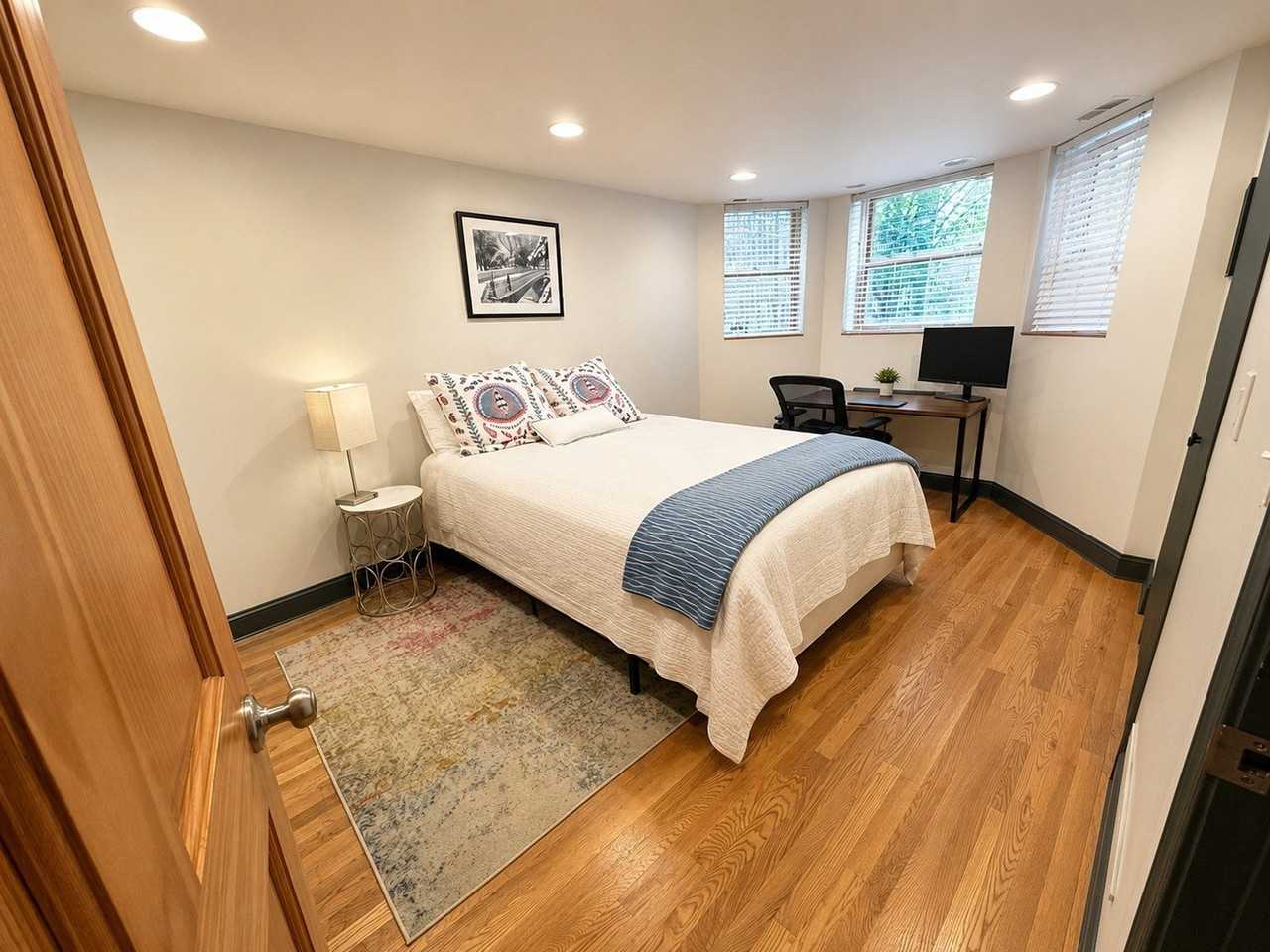 2647 W Logan Blvd #1 - Photo 7 of 11
