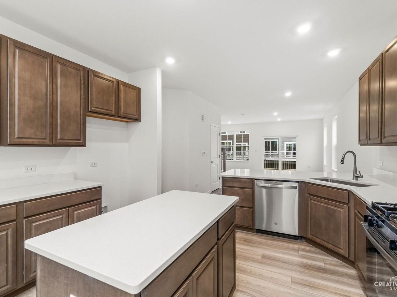 14946 S Dyer Ln - Photo 5 of 17