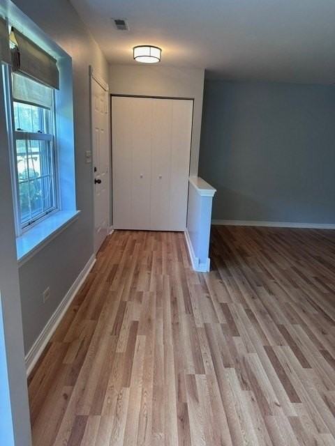 1186 Greenwood Cir - Photo 2 of 30