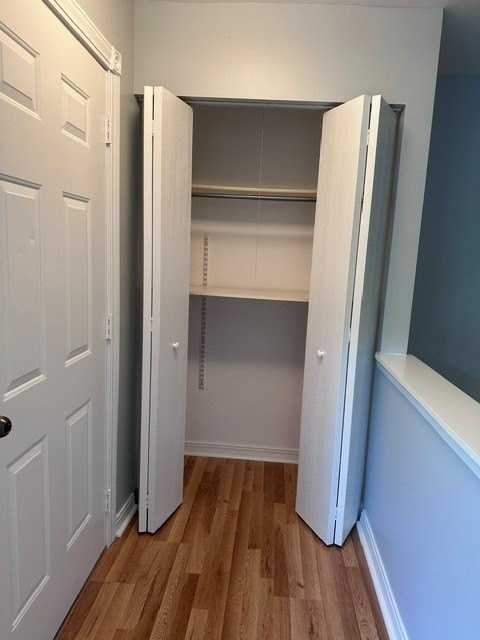 1186 Greenwood Cir - Photo 3 of 30