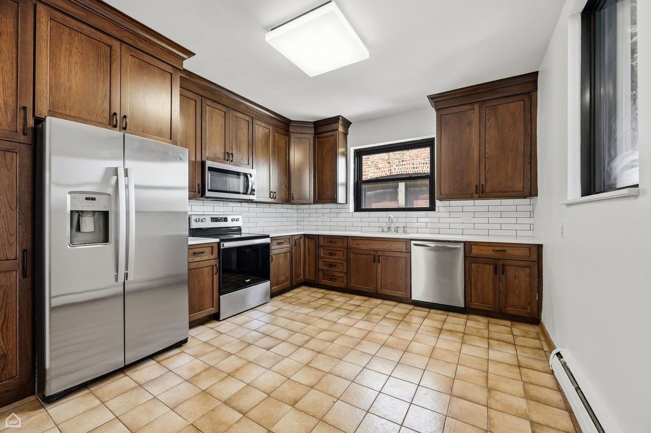 5229 S Greenwood Ave #3 - Photo 5 of 21