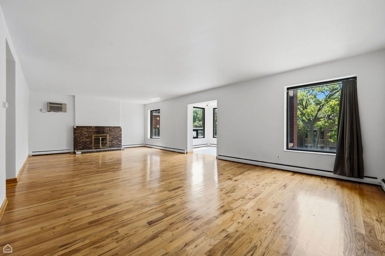 5229 S Greenwood Ave #3 - Photo 6 of 21