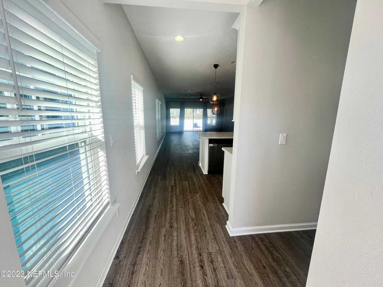 2117 Hawkeye Pl - Photo 6 of 44