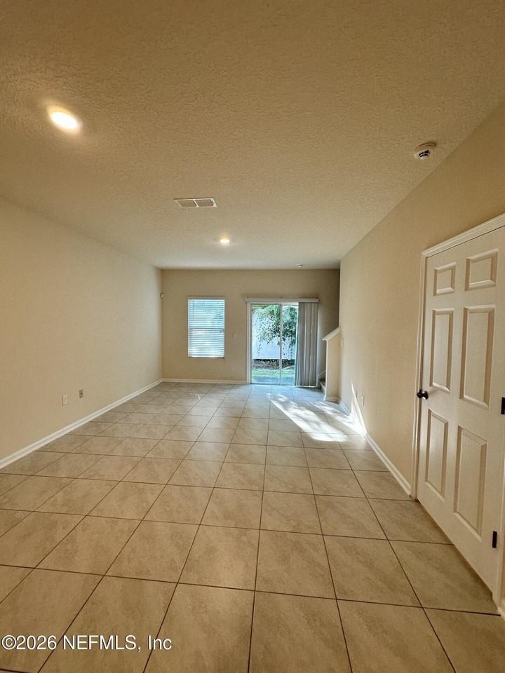 947 Observatory Pkwy - Photo 6 of 17