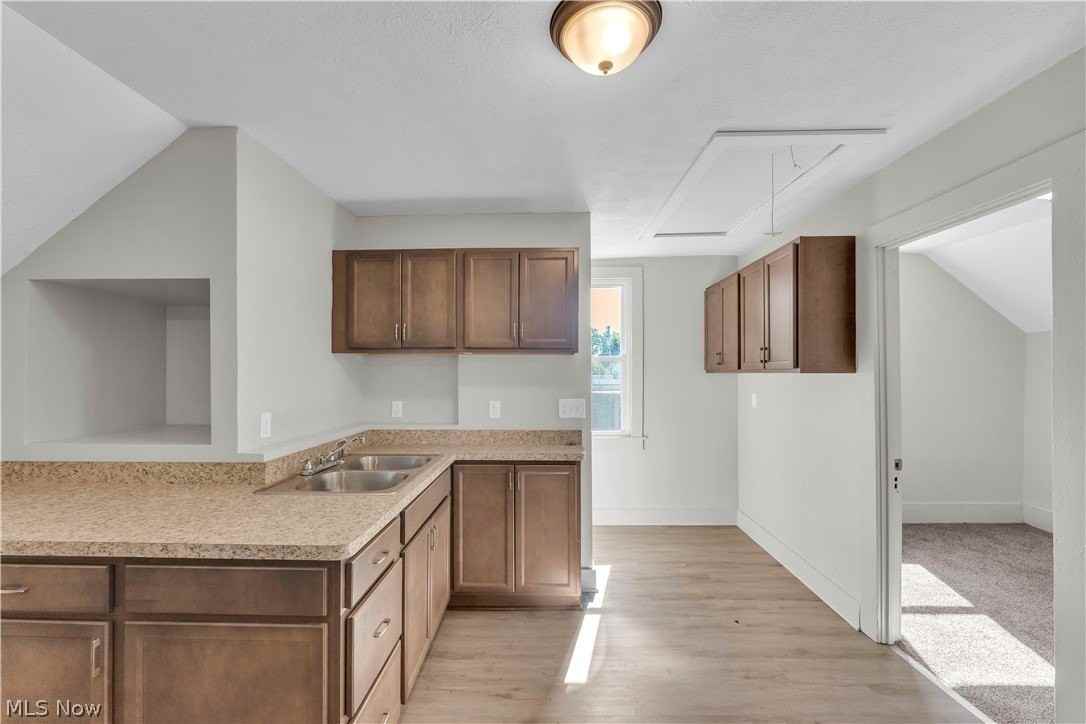 3187 W 44th St #2UP - Photo 6 of 25