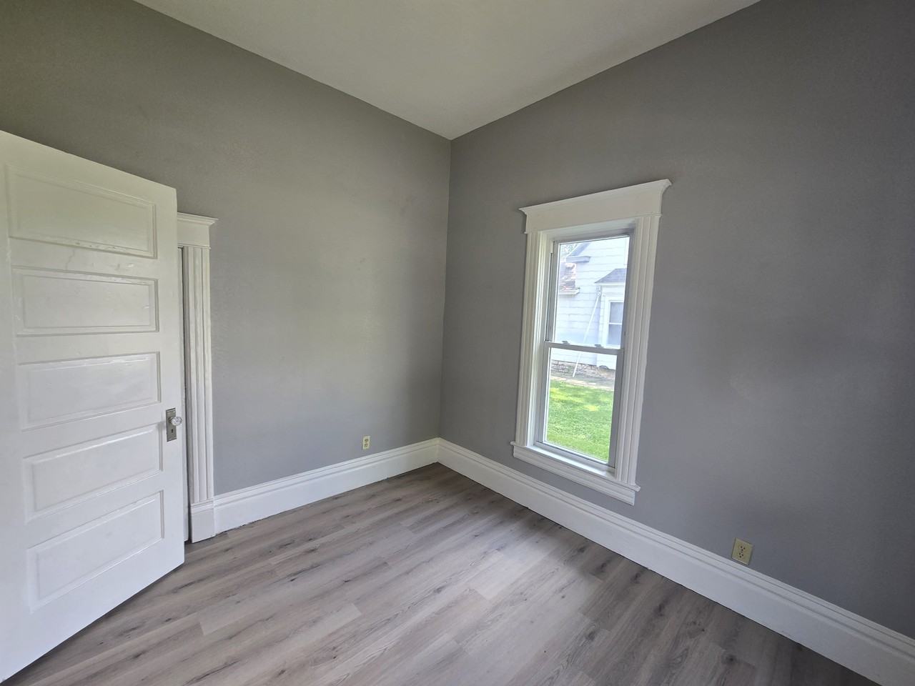301 Leland Ave #1 - Photo 7 of 22